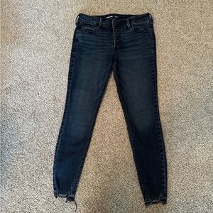 Old Navy Rockstar Super Skinny Mid Rise Ankle Distressed Jeans Size 4